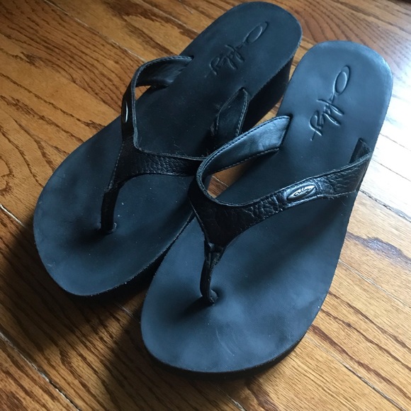 Oakley | Shoes | Womens Oakley Black Platform Thong Flip Flops 9 | Poshmark